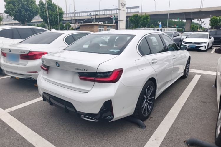 Used BMW 3 Series 2025 325Li M Sport Package Rear Right 45 Deg
