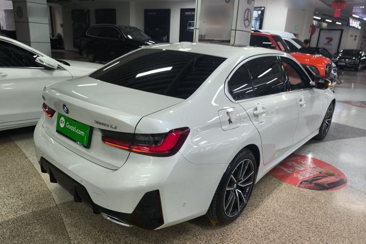 Used BMW 3 Series 2025 325Li M Sport Package Rear Right 45 Deg