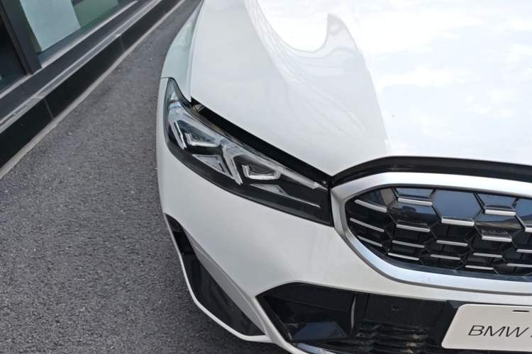 Used BMW 3 Series 2025 325Li M Sport Package Right Front Headlight