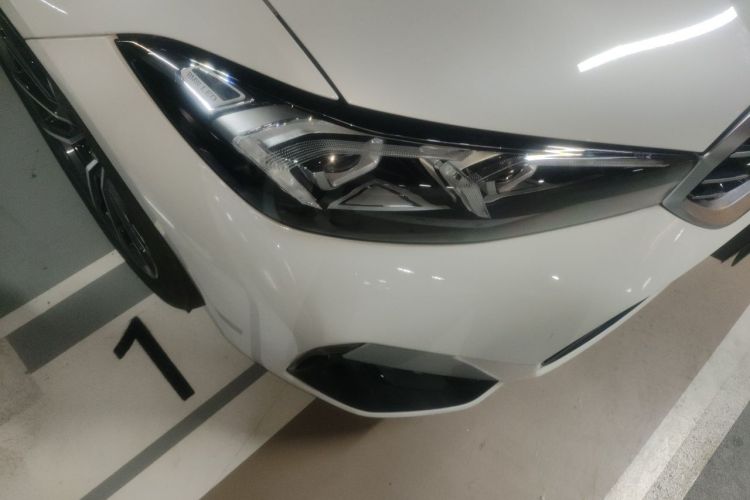 Used BMW 3 Series 2025 325i M Sport Package Right Front Headlight