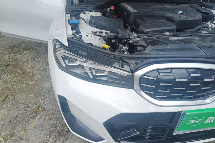 Used BMW 3 Series 2025 325i M Sport Package Right Front Headlight
