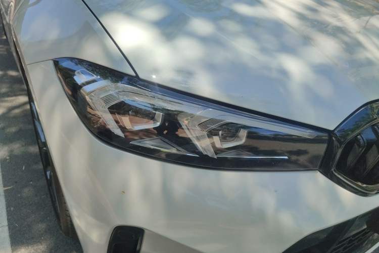 Used BMW 3 Series 2025 330Li M Sport Shadowline Package Right Front Headlight