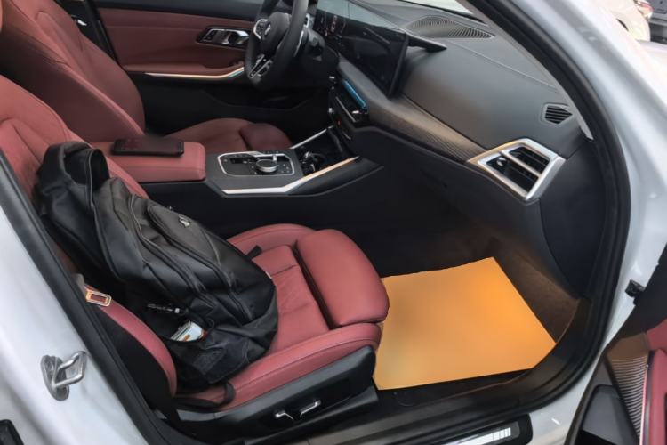 Used BMW 3 Series 2025 325Li M Sport Package Right Front Seat