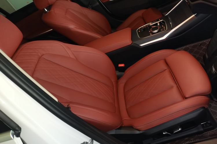 Used BMW 3 Series 2025 325Li M Sport Package Right Front Seat