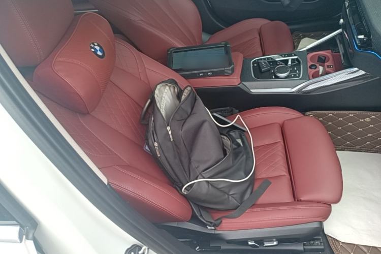 Used BMW 3 Series 2025 325Li M Sport Package Right Front Seat