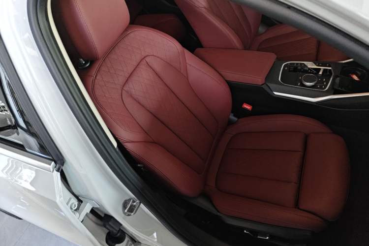 Used BMW 3 Series 2025 325Li M Sport Package Right Front Seat