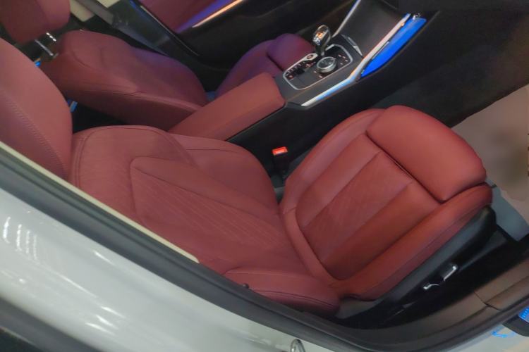 Used BMW 3 Series 2025 325Li M Sport Package Right Front Seat