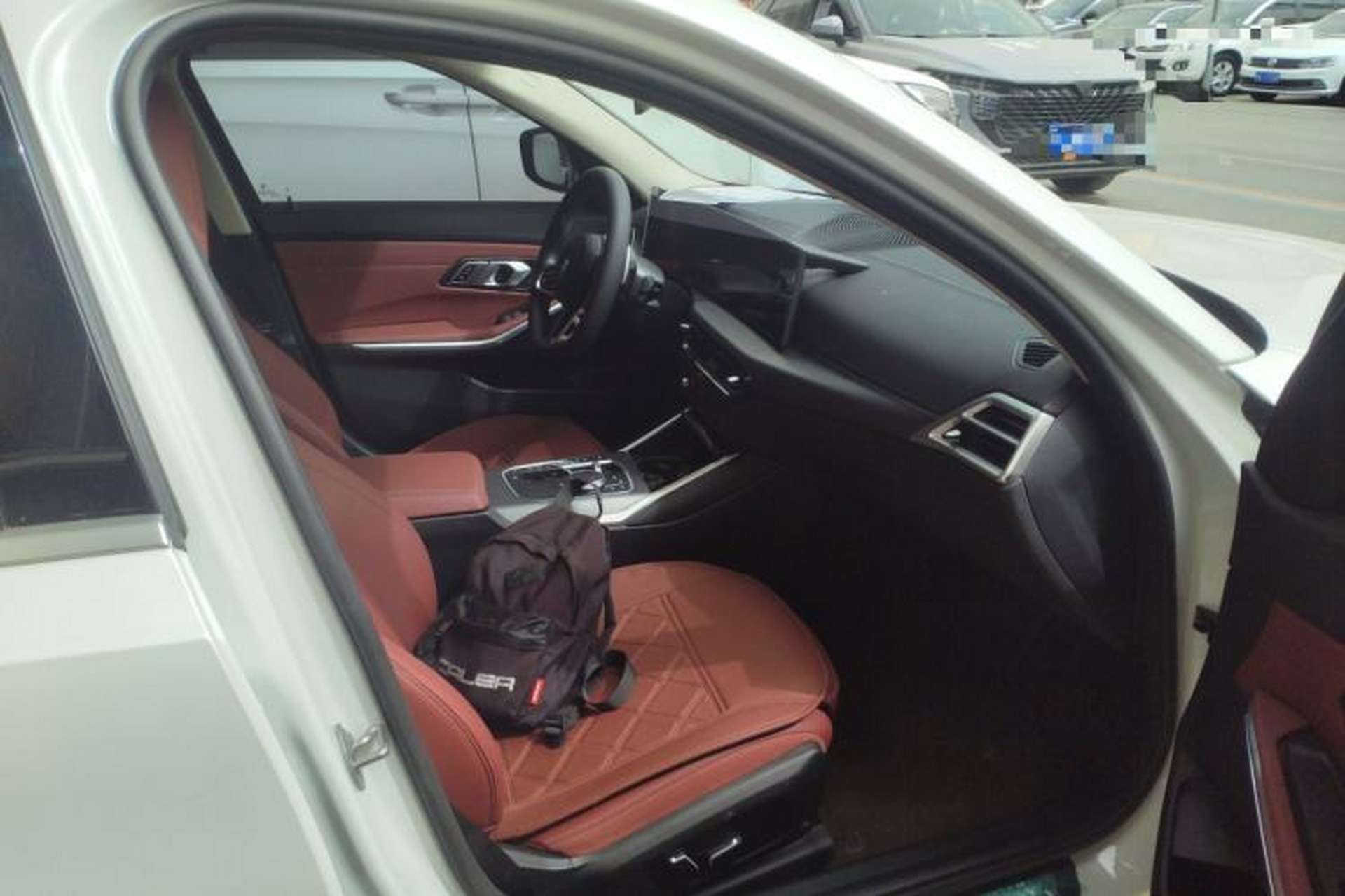 Used BMW 3 Series 2025 325i M Sport Package Right Front Seat