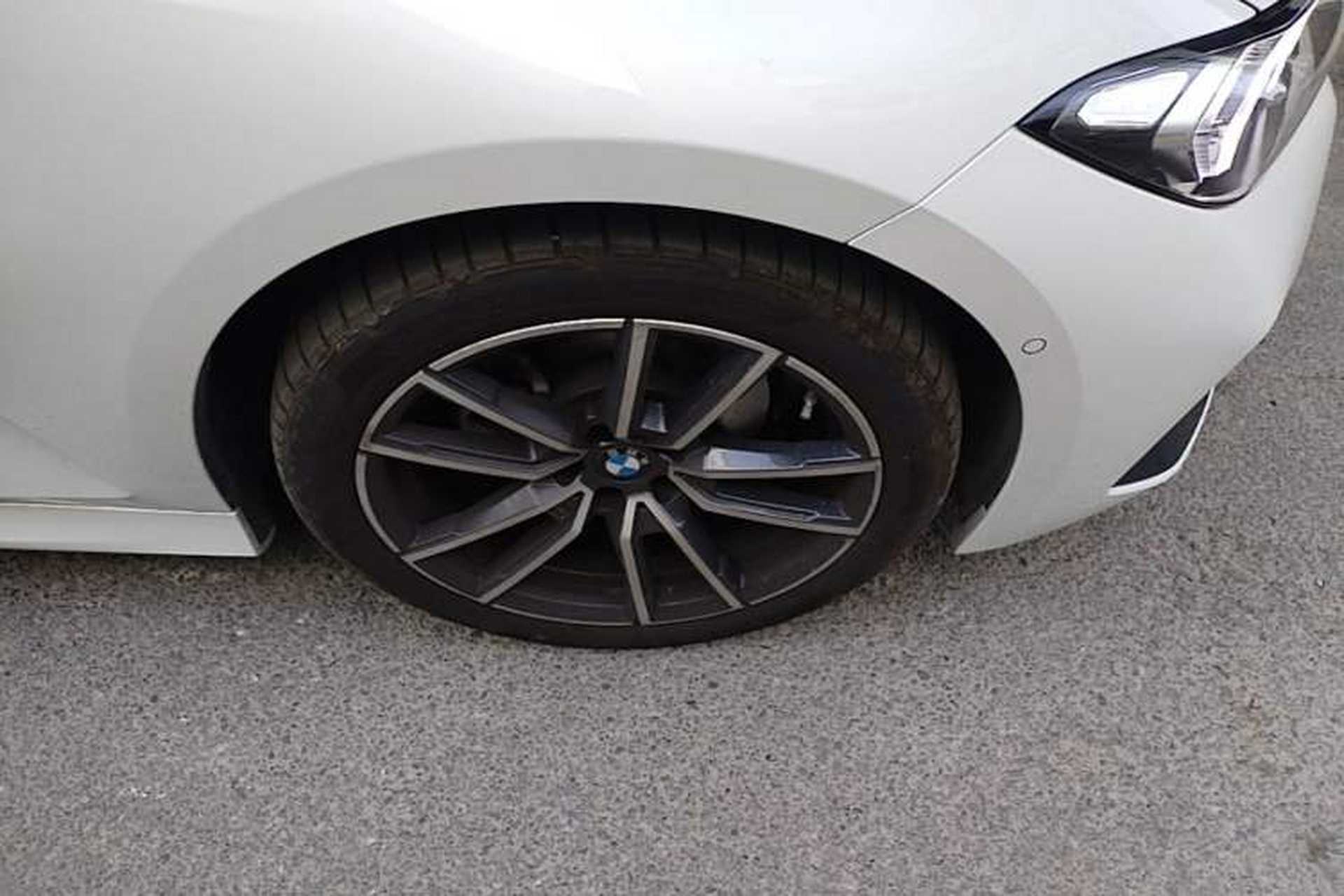 Used BMW 3 Series 2025 325Li M Sport Package Right Front Wheel Hub