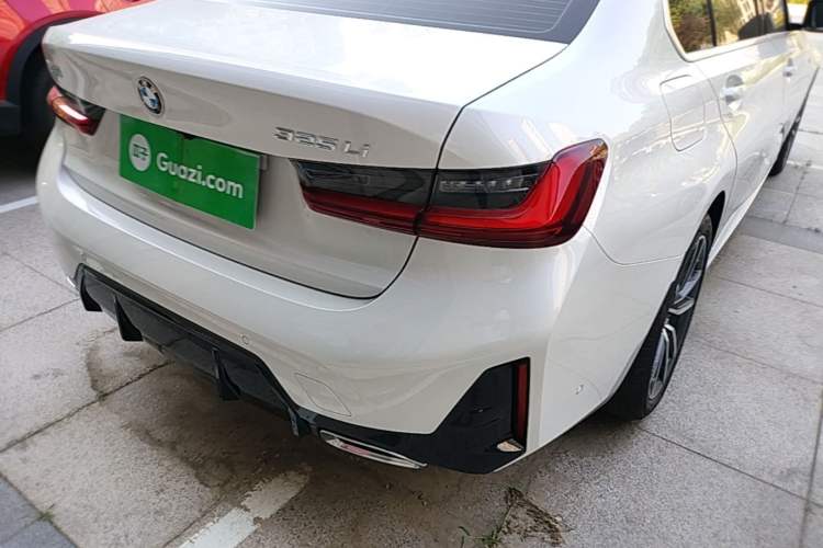 Used BMW 3 Series 2025 325Li M Sport Package Right Rear Taillight