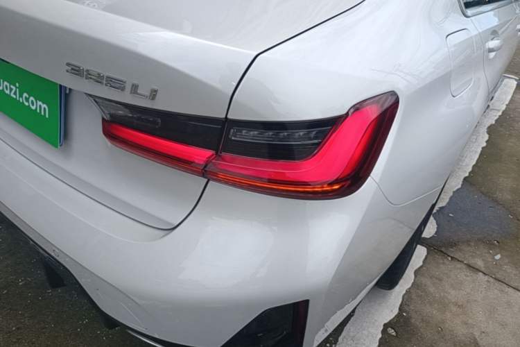 Used BMW 3 Series 2025 325Li M Sport Package Right Rear Taillight