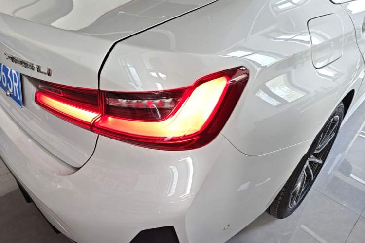Used BMW 3 Series 2025 325Li M Sport Package Right Rear Taillight