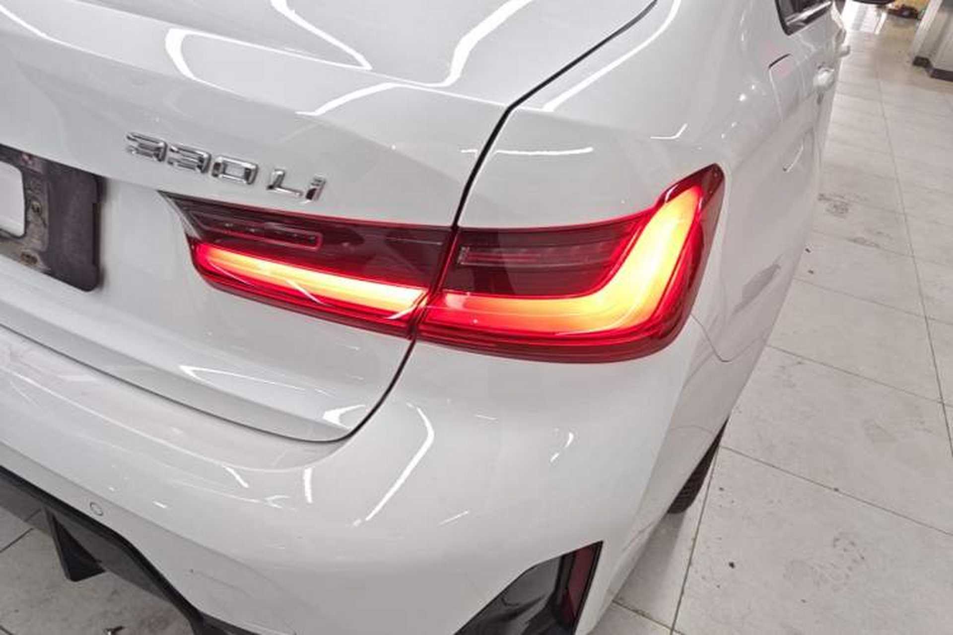 Used BMW 3 Series 2025 330Li M Sport Shadowline Package Right Rear Taillight