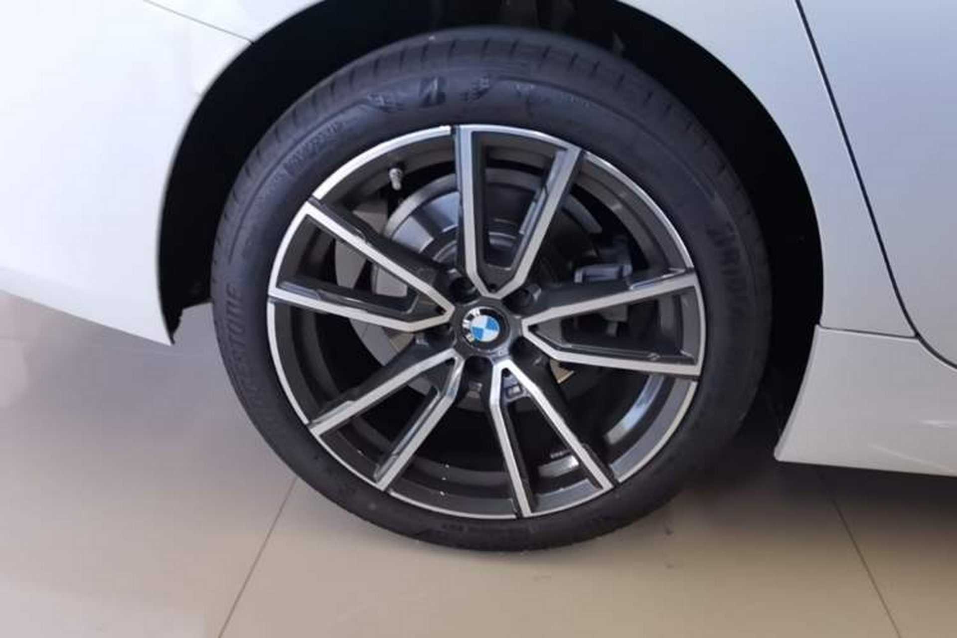 Used BMW 3 Series 2025 325Li M Sport Package Right Rear Wheel Hub