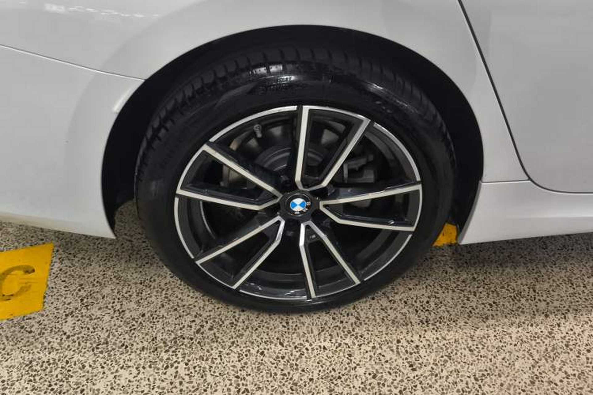 Used BMW 3 Series 2025 325Li M Sport Package Right Rear Wheel Hub