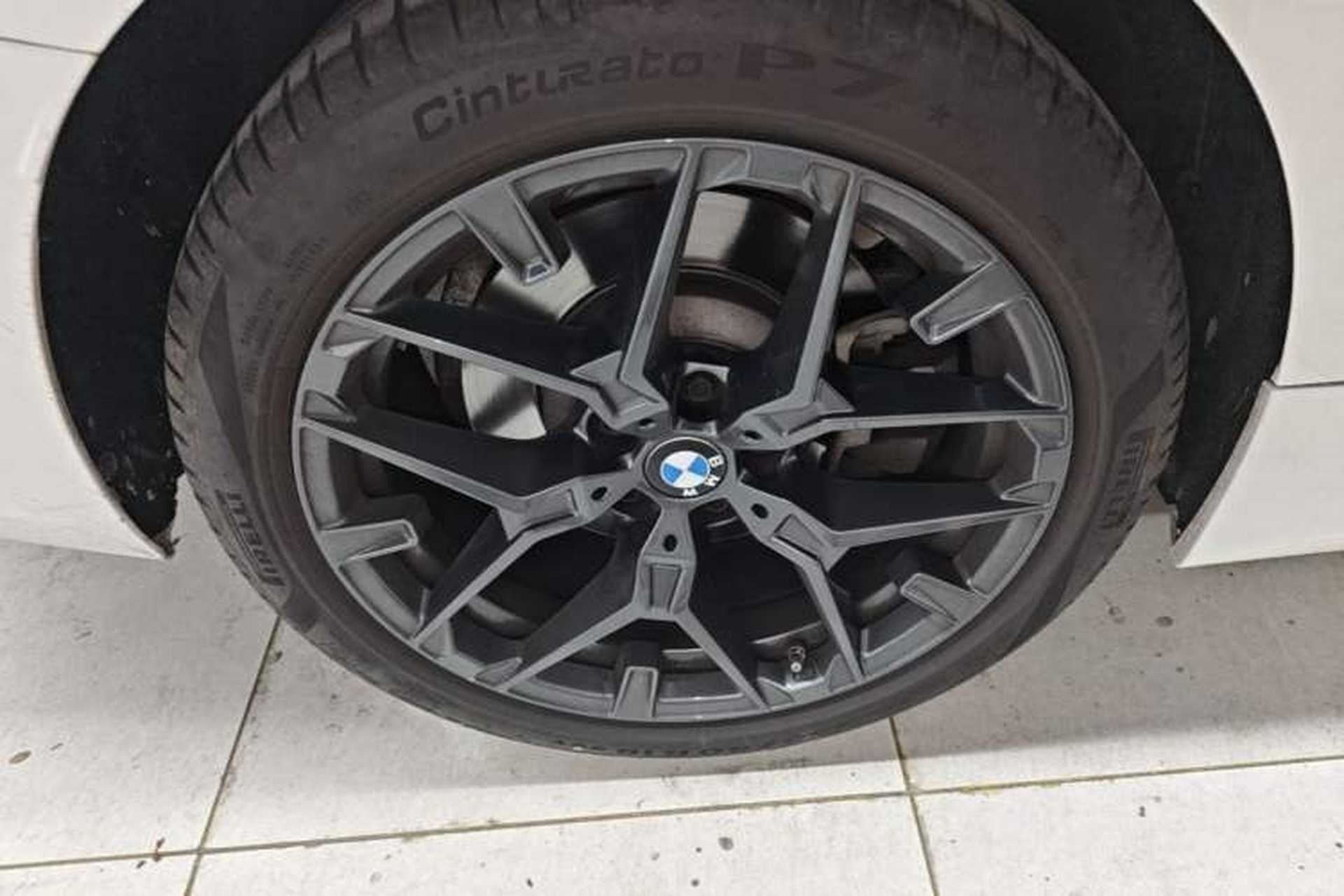Used BMW 3 Series 2025 330Li M Sport Shadowline Package Right Rear Wheel Hub