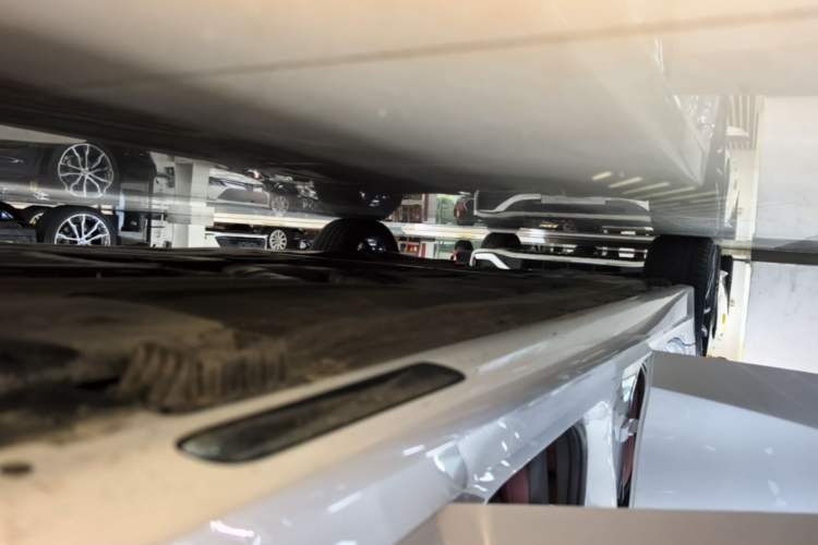 Used BMW 3 Series 2025 325Li M Sport Package Right Side Sill