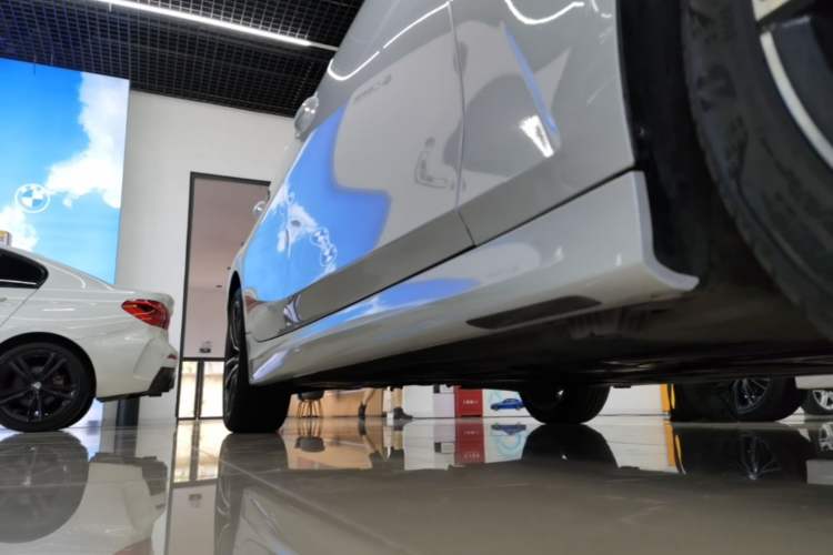 Used BMW 3 Series 2025 325Li M Sport Package Right Side Sill