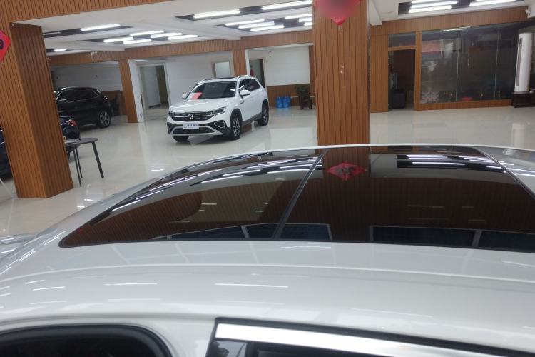 Used BMW 3 Series 2025 325Li M Sport Package Roof