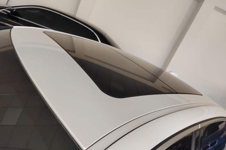 Used BMW 3 Series 2025 325Li M Sport Package Roof