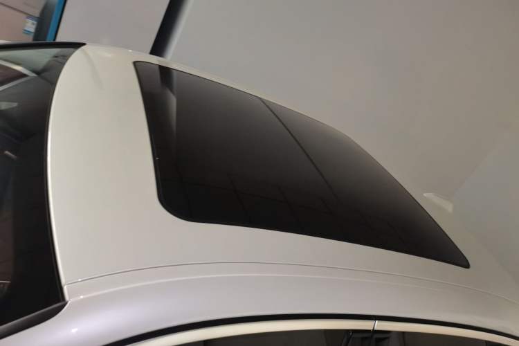 Used BMW 3 Series 2025 325Li M Sport Package Roof