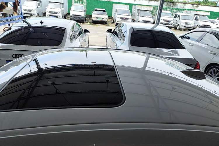Used BMW 3 Series 2025 325i M Sport Package Roof