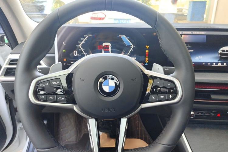 Used BMW 3 Series 2025 325Li M Sport Package Steering Wheel