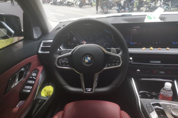 Used BMW 3 Series 2025 325Li M Sport Package Steering Wheel