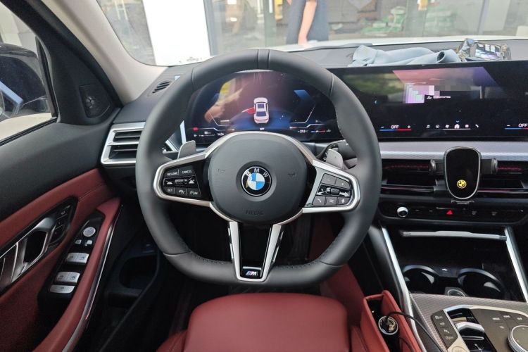 Used BMW 3 Series 2025 330Li M Sport Shadowline Package Steering Wheel