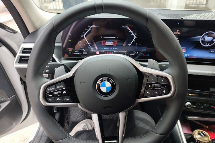 Used BMW 3 Series 2025 330Li M Sport Shadowline Package Steering Wheel