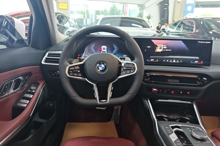 Used BMW 3 Series 2025 325Li M Sport Package Steering Wheel