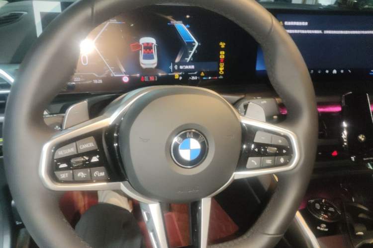 Used BMW 3 Series 2025 325i M Sport Package Steering Wheel