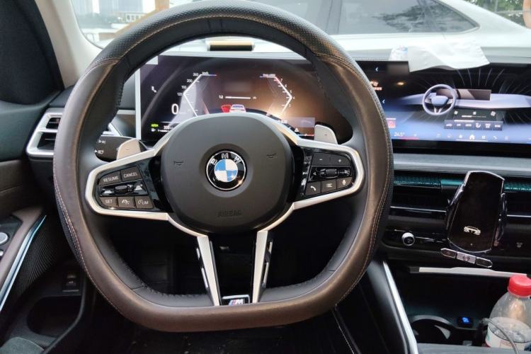 Used BMW 3 Series 2025 325Li M Sport Package Steering Wheel