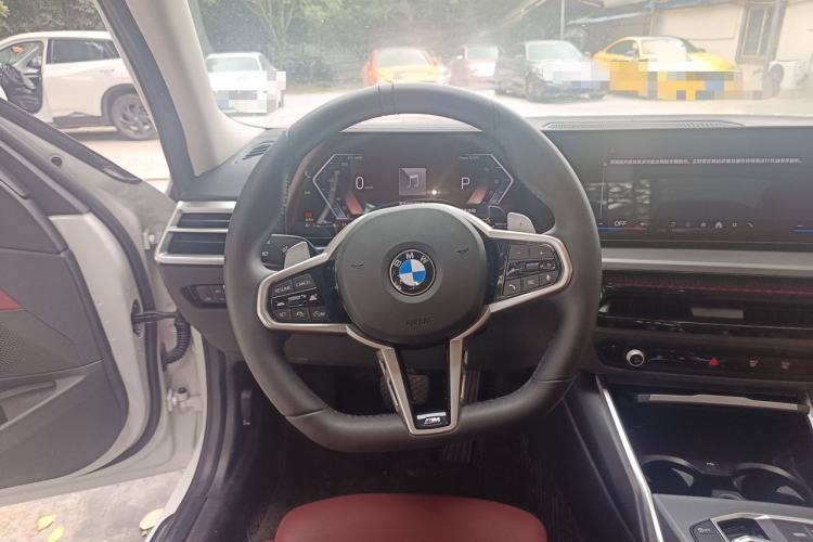 Used BMW 3 Series 2025 325i M Sport Package Steering Wheel