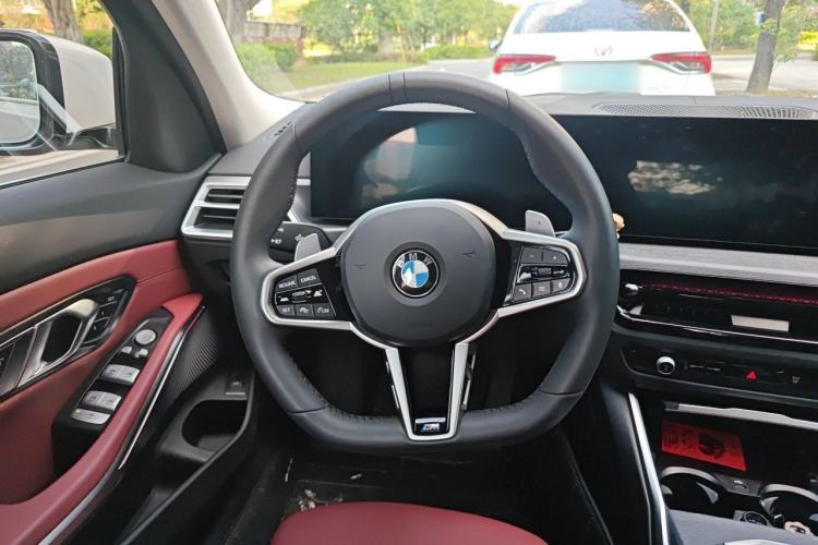 Used BMW 3 Series 2025 325Li M Sport Package Steering Wheel