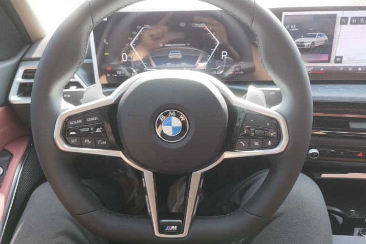 Used BMW 3 Series 2025 325Li M Sport Package Steering Wheel