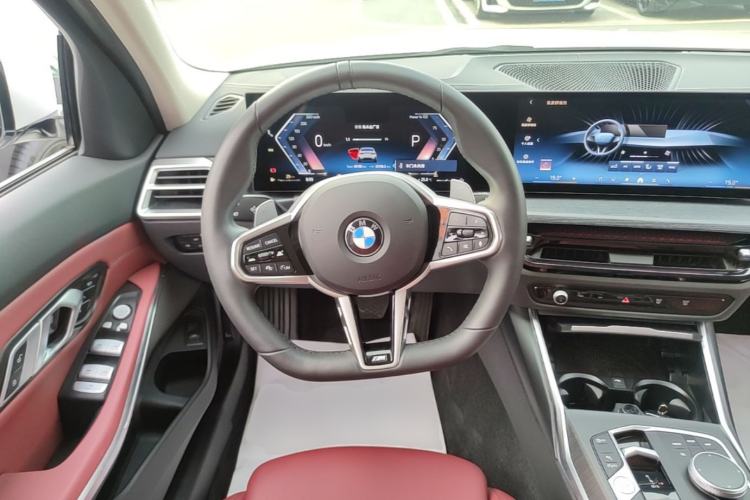 Used BMW 3 Series 2025 325Li M Sport Package Steering Wheel