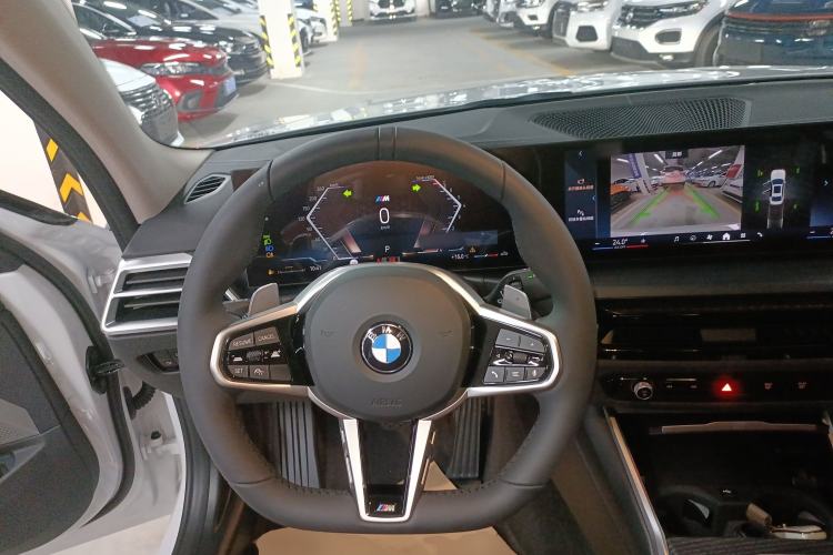 Used BMW 3 Series 2025 325Li M Sport Package Steering Wheel