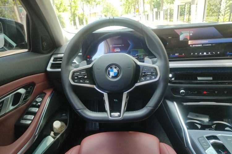 Used BMW 3 Series 2025 330Li M Sport Shadowline Package Steering Wheel