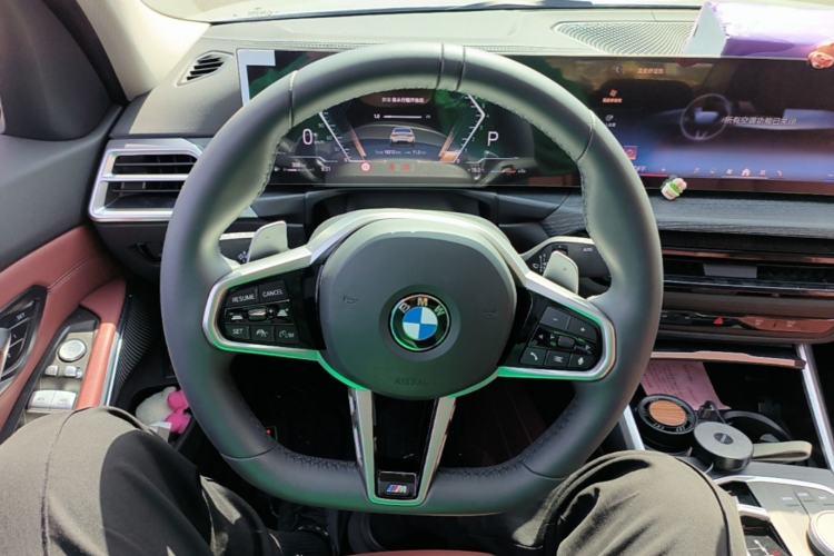 Used BMW 3 Series 2025 325Li M Sport Package Steering Wheel