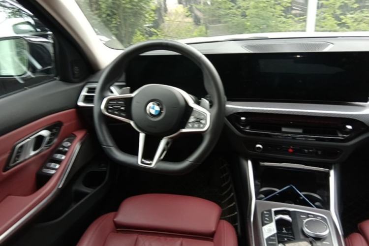 Used BMW 3 Series 2025 330Li M Sport Shadowline Package Steering Wheel