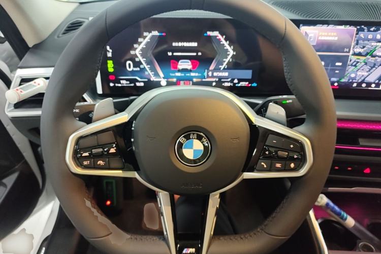 Used BMW 3 Series 2025 325i M Sport Package Steering Wheel