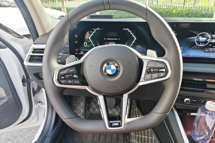 Used BMW 3 Series 2025 325Li M Sport Package Steering Wheel