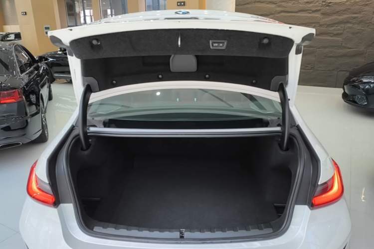 Used BMW 3 Series 2025 330Li M Sport Shadowline Package Trunk