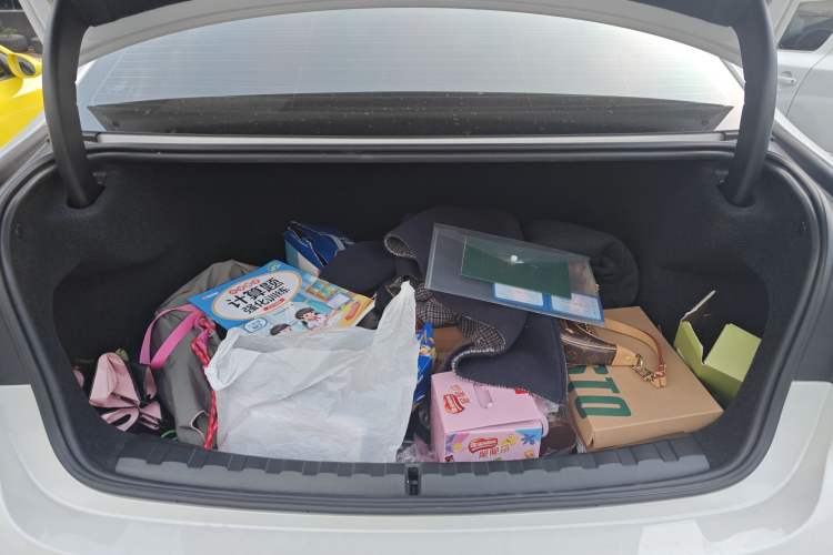 Used BMW 3 Series 2025 325Li M Sport Package Trunk