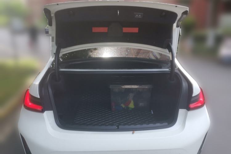 Used BMW 3 Series 2025 325Li M Sport Package Trunk