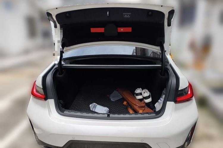 Used BMW 3 Series 2025 330Li M Sport Shadowline Package Trunk