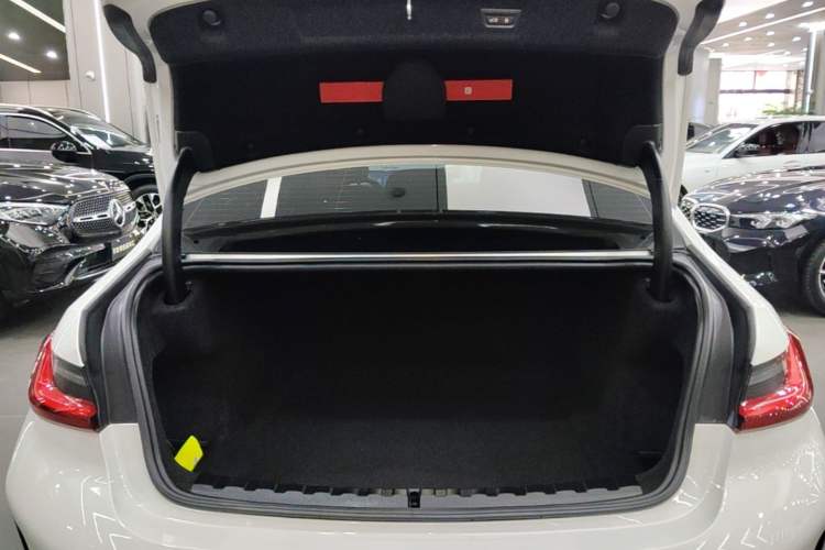 Used BMW 3 Series 2025 330Li M Sport Shadowline Package Trunk