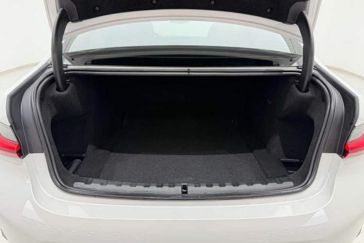 Used BMW 3 Series 2025 330Li M Sport Shadowline Package Trunk