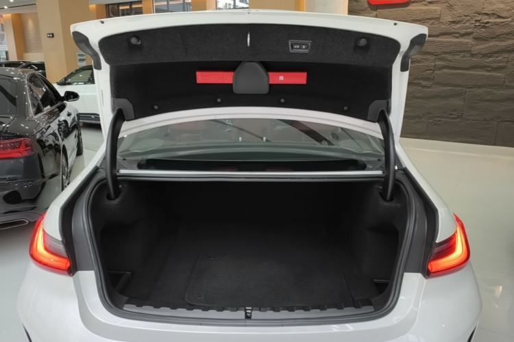 Used BMW 3 Series 2025 330Li M Sport Shadowline Package Trunk